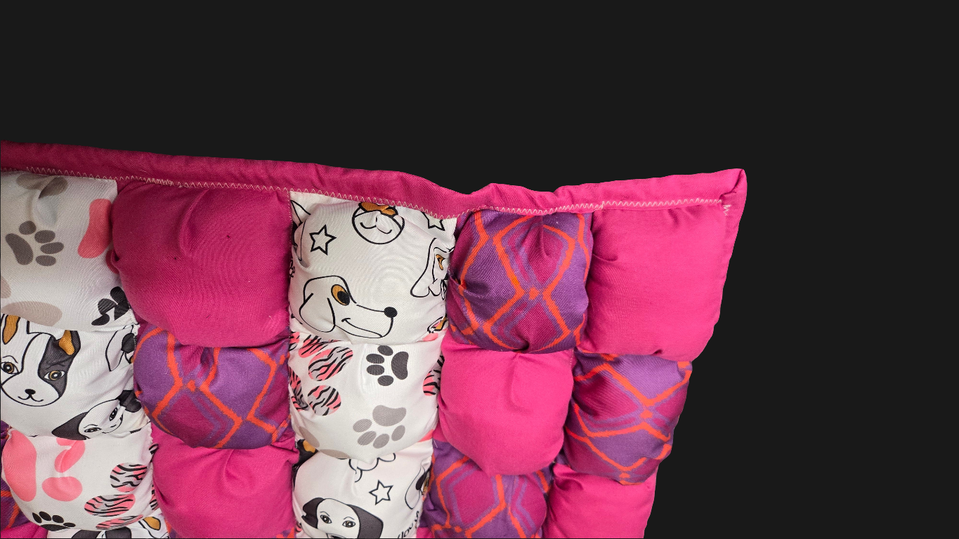Small Puffy Pet Quilt
