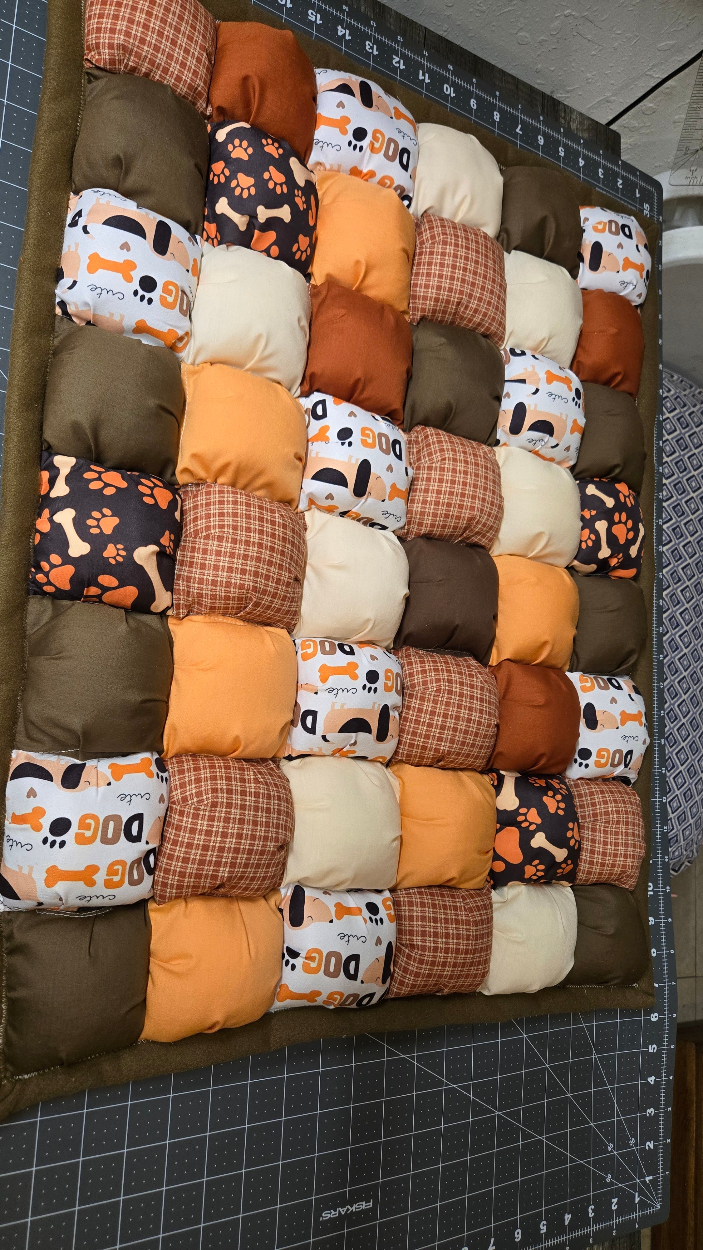 Medium  Puffy Pet Quilt