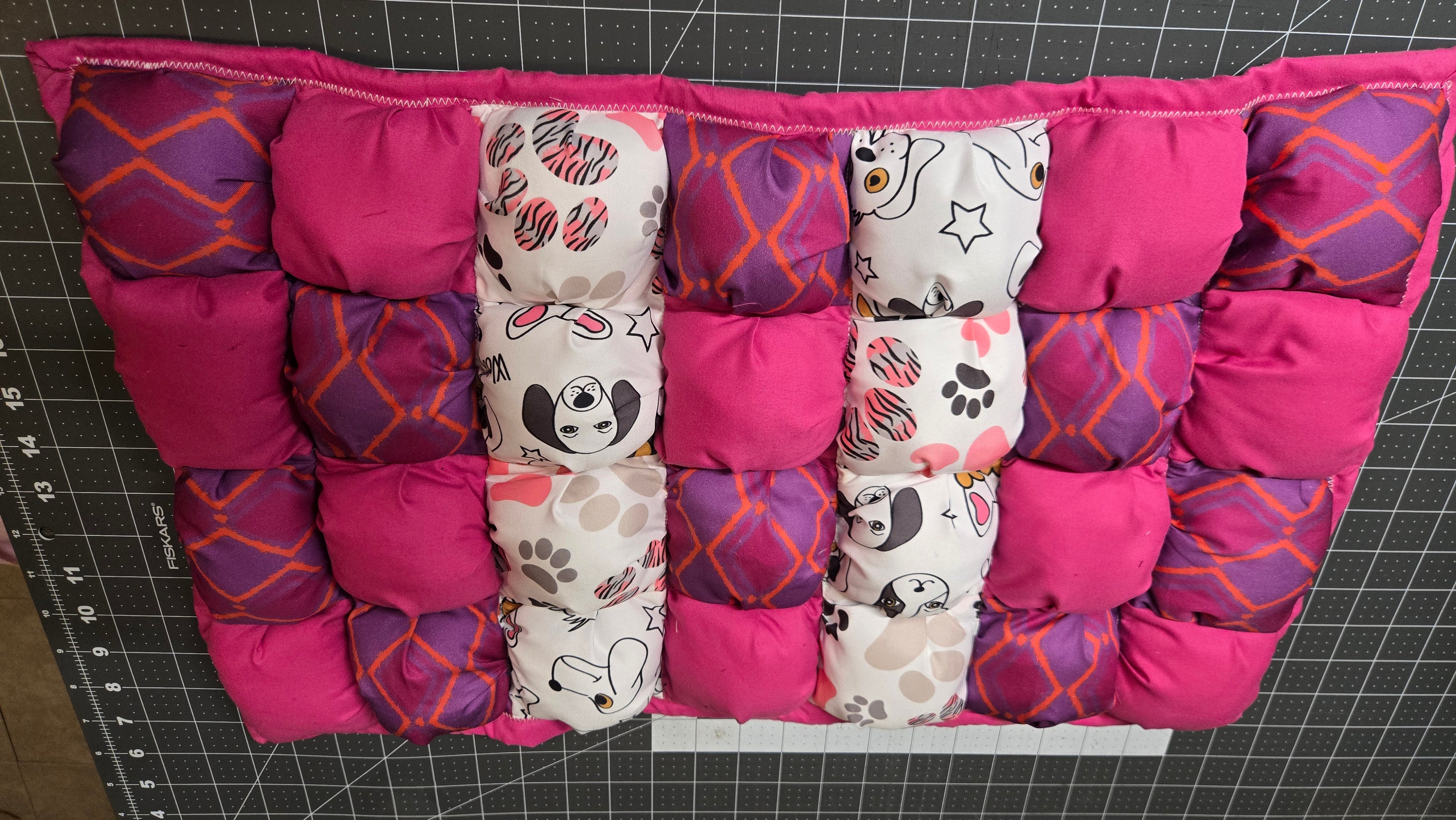 Small Puffy Pet Quilt